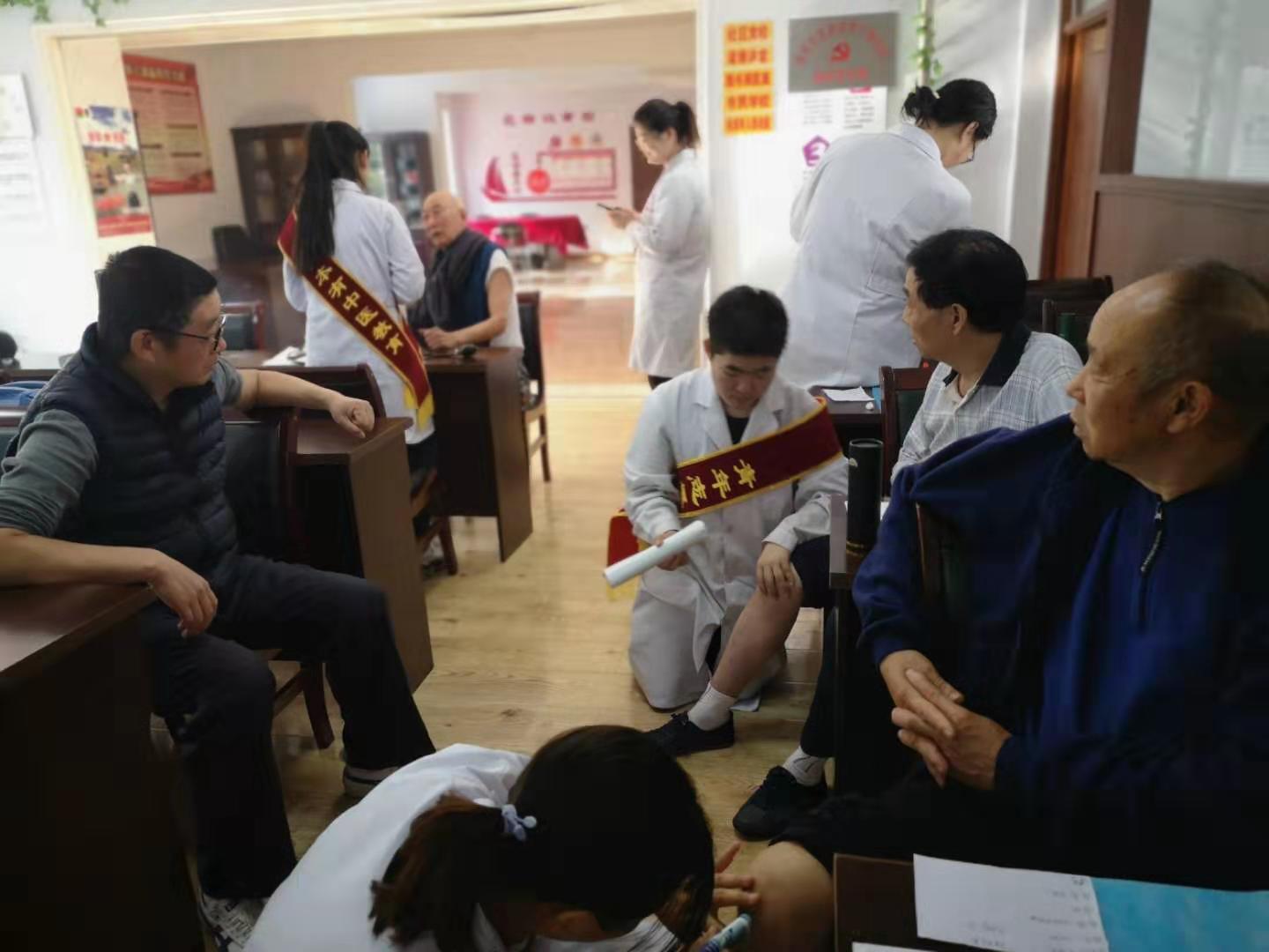 志愿服务活动暖人心 志愿服务活动暖人心